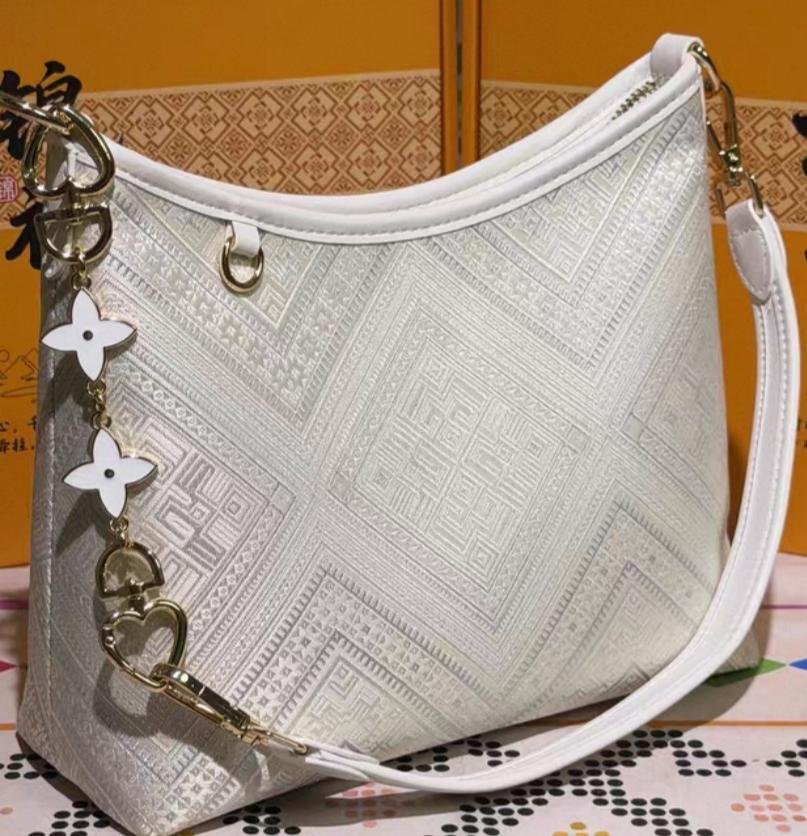 MINIHobo Bag - Image 9
