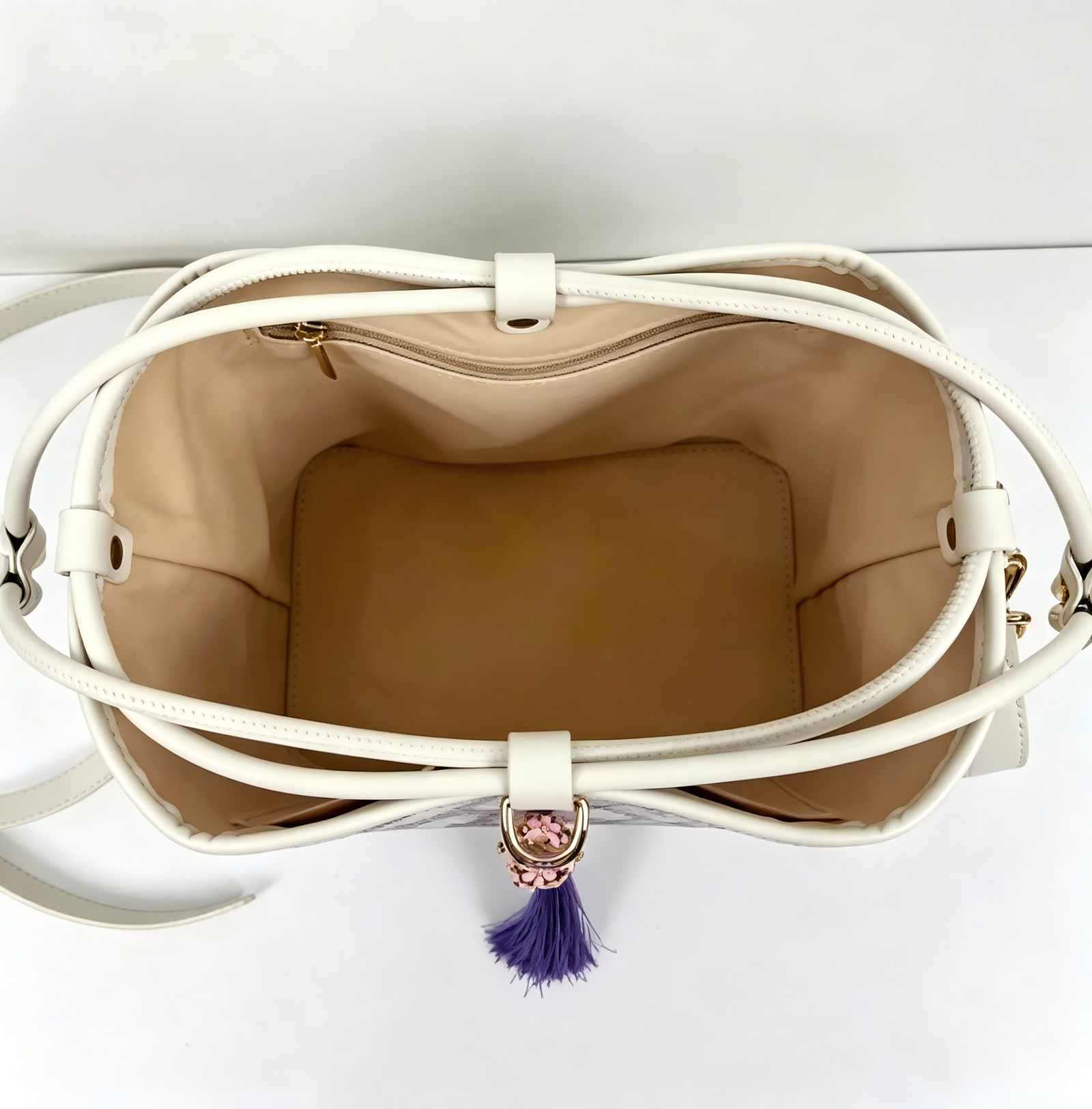 Drawstring Bucket Bag - Image 4