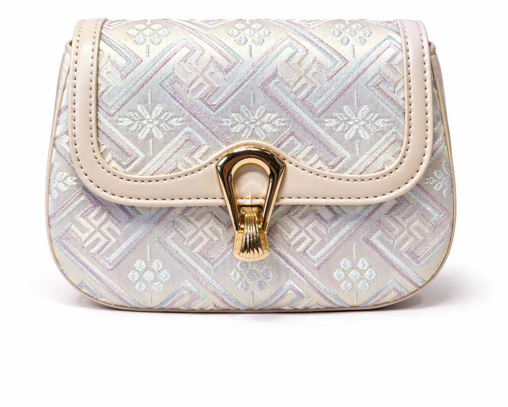 Quilted Chain Strap Purse - Image 10