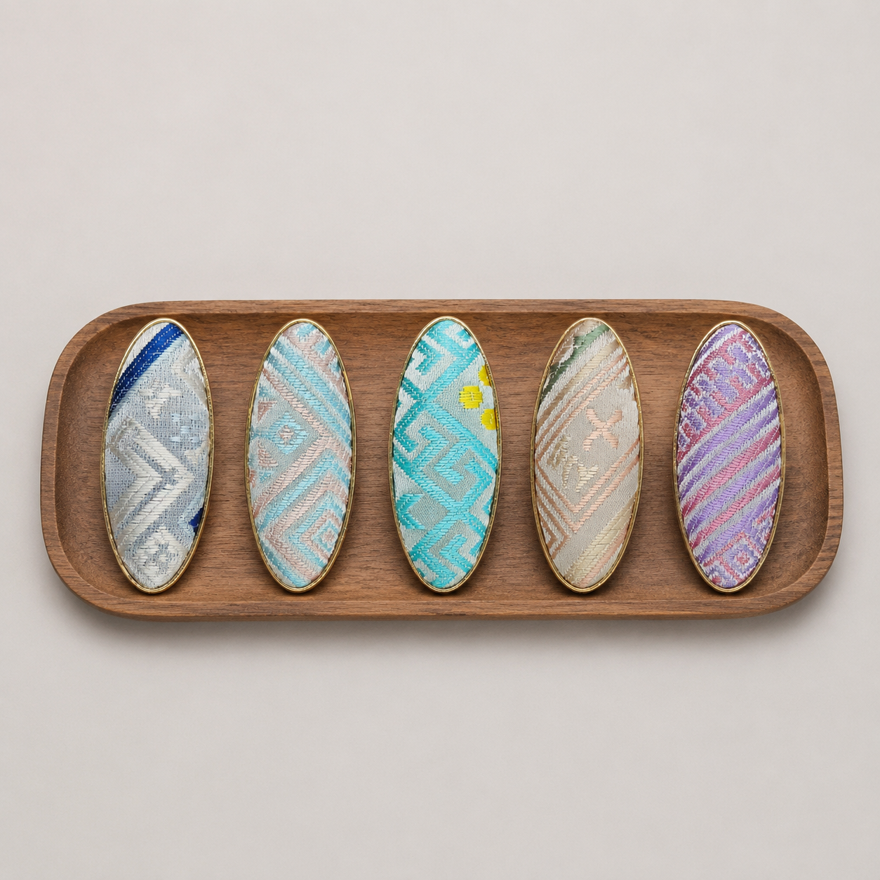 Zhuang Brocade Oval Hair Clip